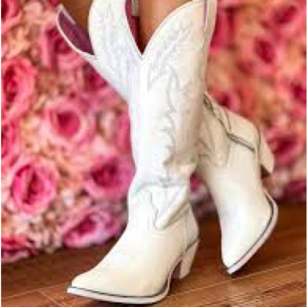 Southern Fried Chic Loretta White Boot